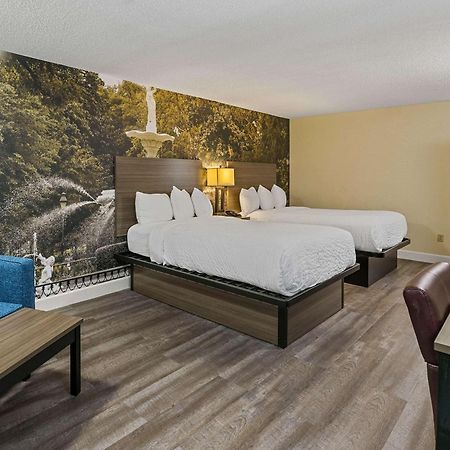 Clarion Pointe Savannah Gateway I-95 Bagian luar foto
