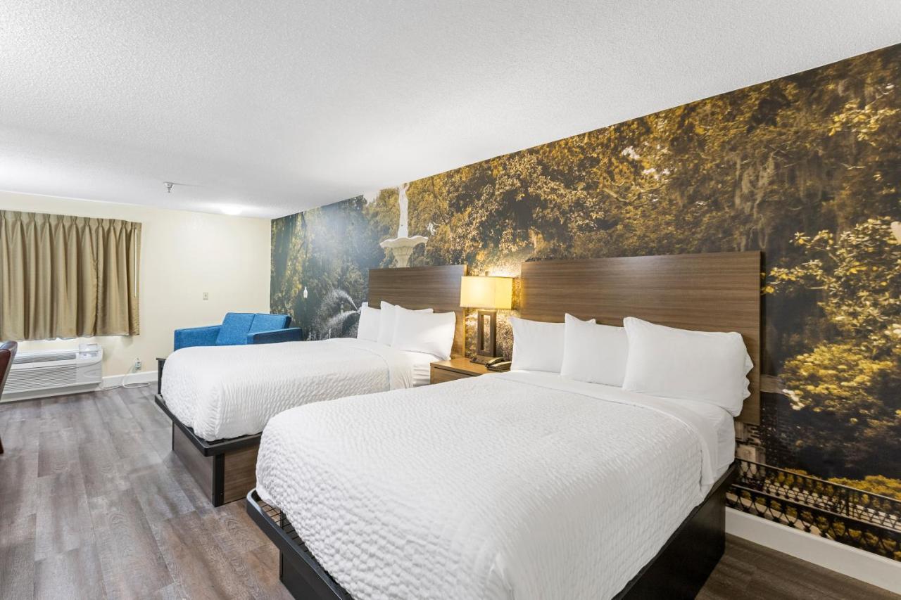 Clarion Pointe Savannah Gateway I-95 Bagian luar foto