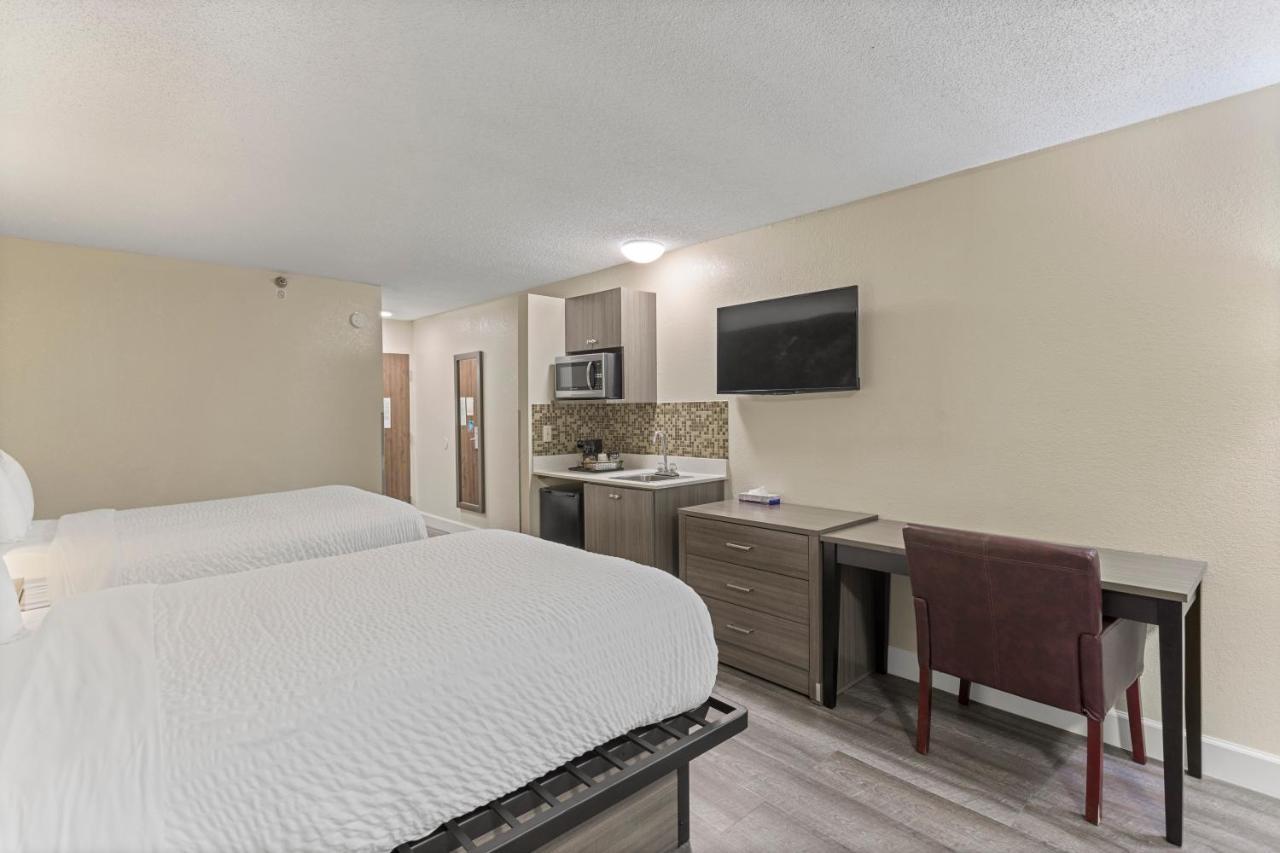 Clarion Pointe Savannah Gateway I-95 Bagian luar foto