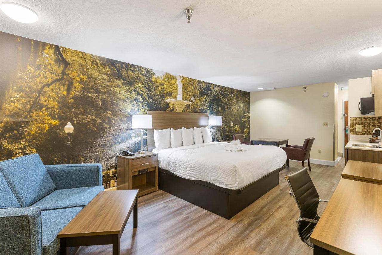 Clarion Pointe Savannah Gateway I-95 Bagian luar foto