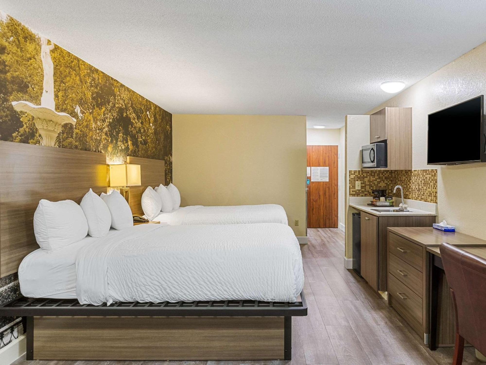 Clarion Pointe Savannah Gateway I-95 Bagian luar foto